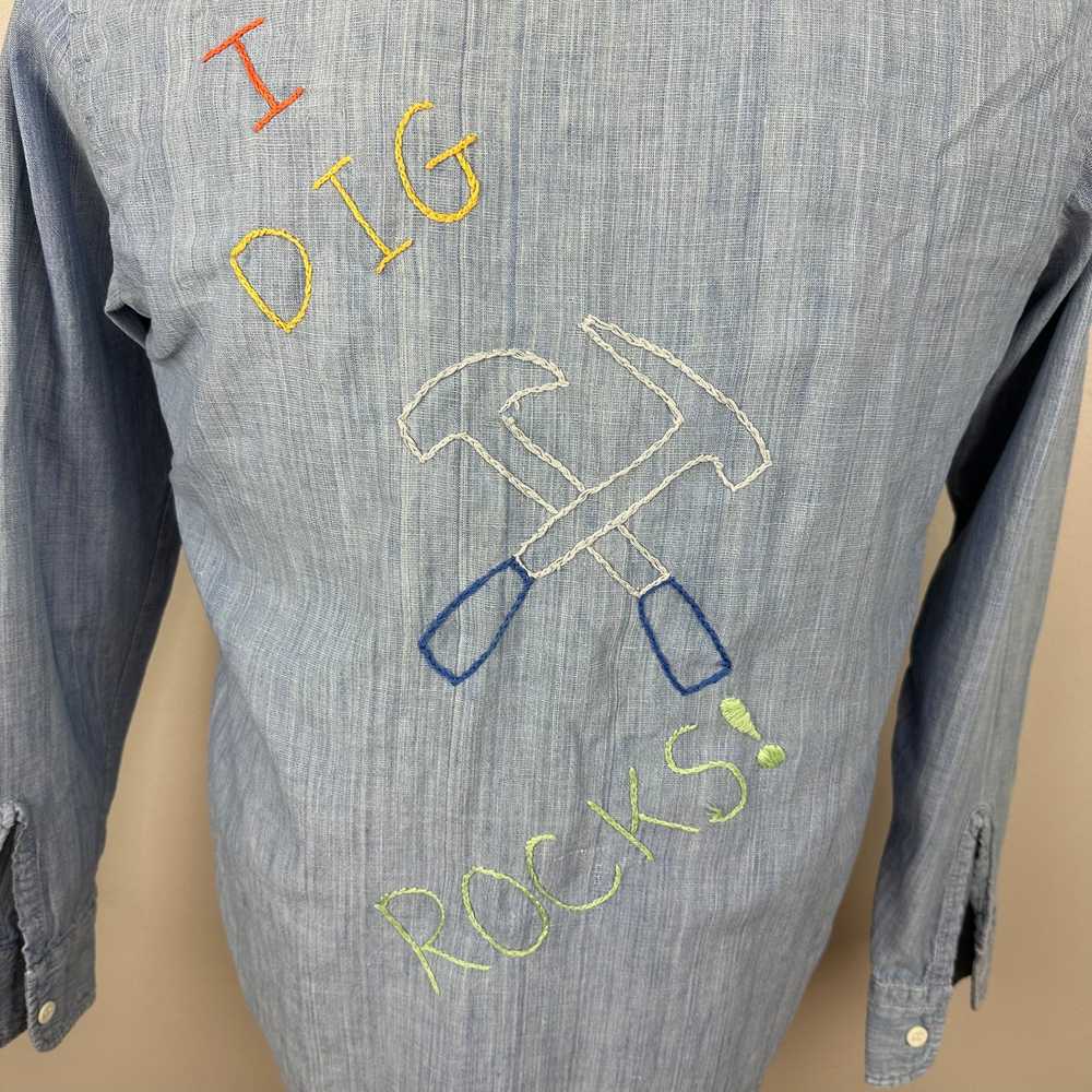 1970s Chambray Shirt with Embroidery, Golden Line… - image 4