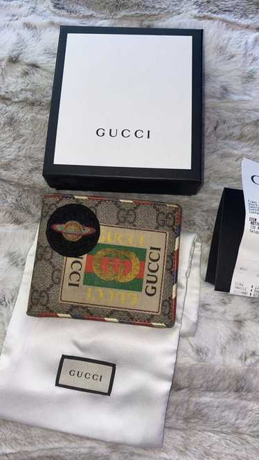 Gucci Gucci Courrier Monogram GG Supreme UFO Embro