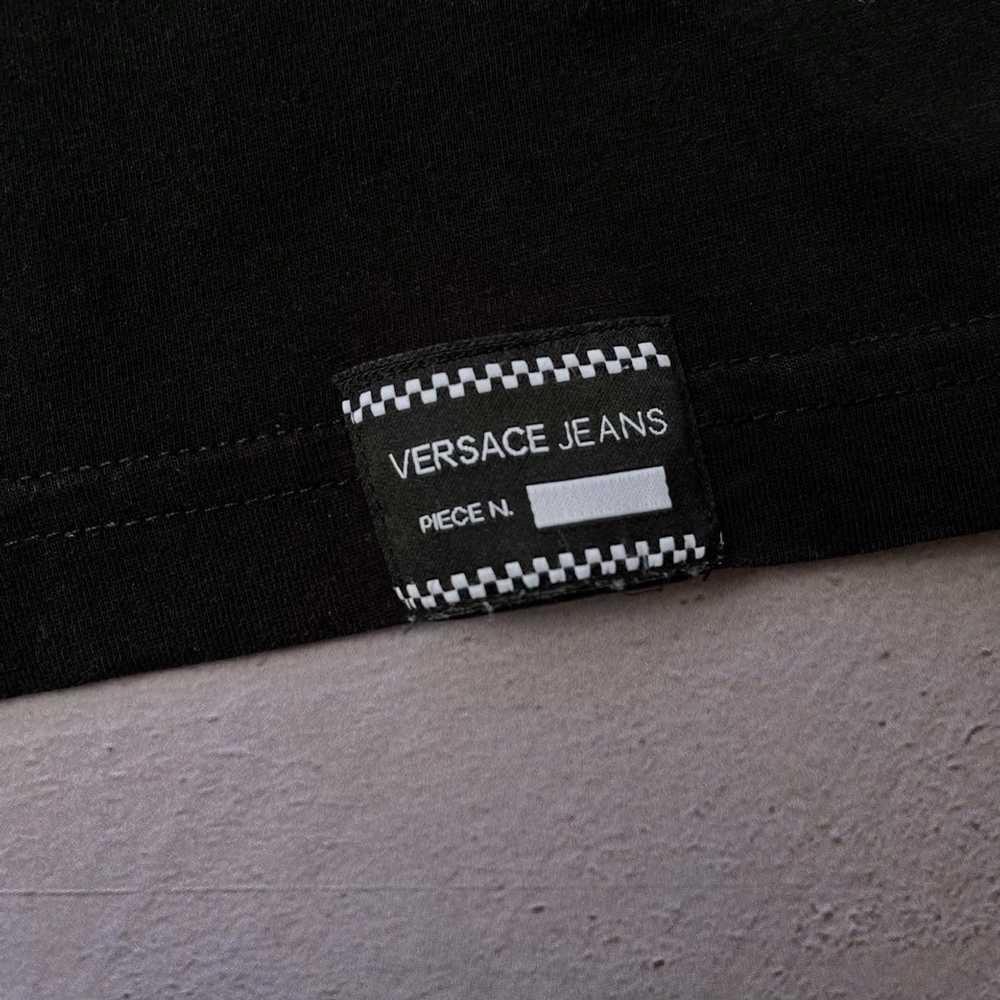 Luxury × Streetwear × Versace Versace Jeans logo … - image 5
