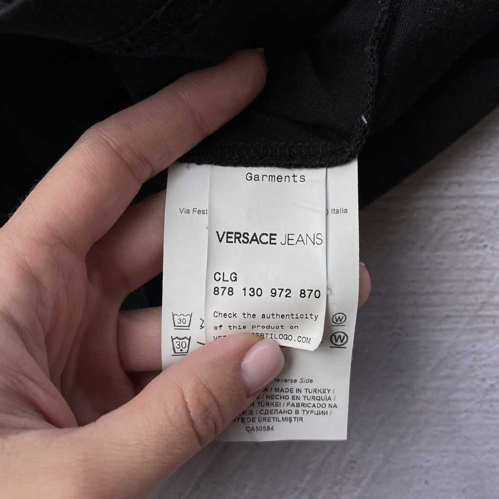 Luxury × Streetwear × Versace Versace Jeans logo … - image 6
