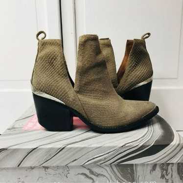 Jeffrey campbell hotsell cromwell taupe