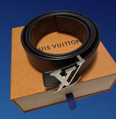Louis Vuitton LV Initiales 30mm Reversible Belt Pink Damier Azur. Size 90 cm