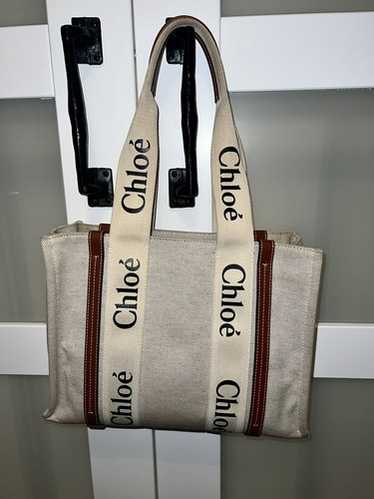 バッグ Chloe WOODY MEDIUM TOTE BAG soft tan Medium Woody Tote Bag | Classic Design for Effortless Style