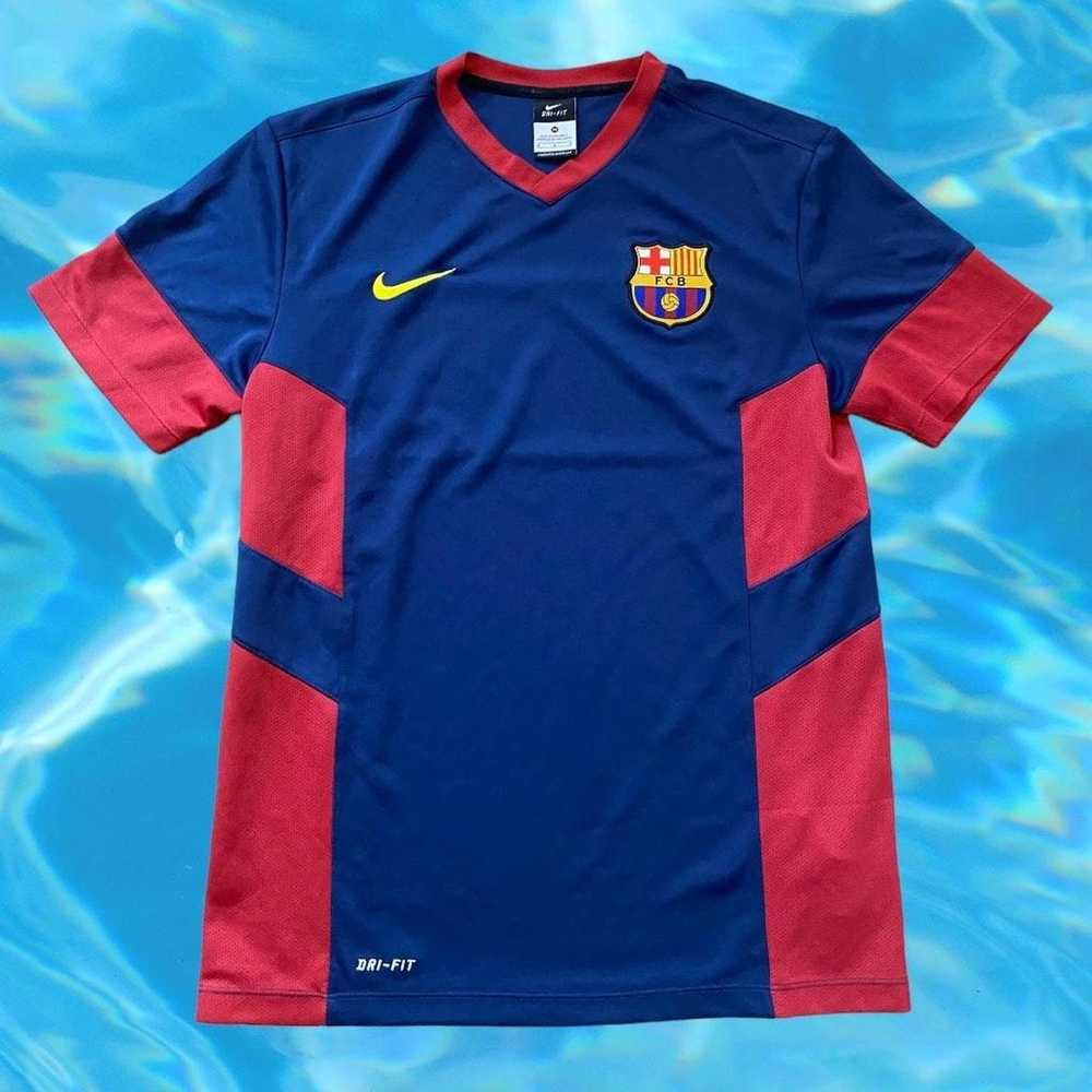 Nike FC Barcelona Trainning Football Shirt Nike L… - image 1