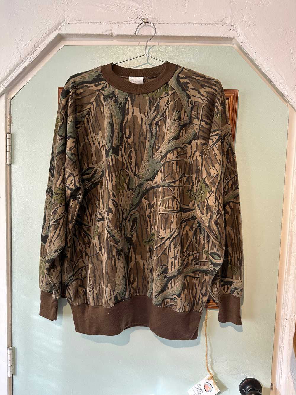 Mossy Oak Sweatshirt - image 1