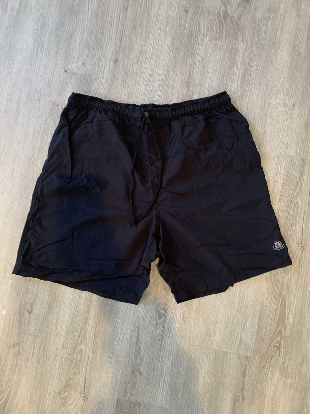 Nike ACG Early 2000’s Nike ACG shorts - image 1