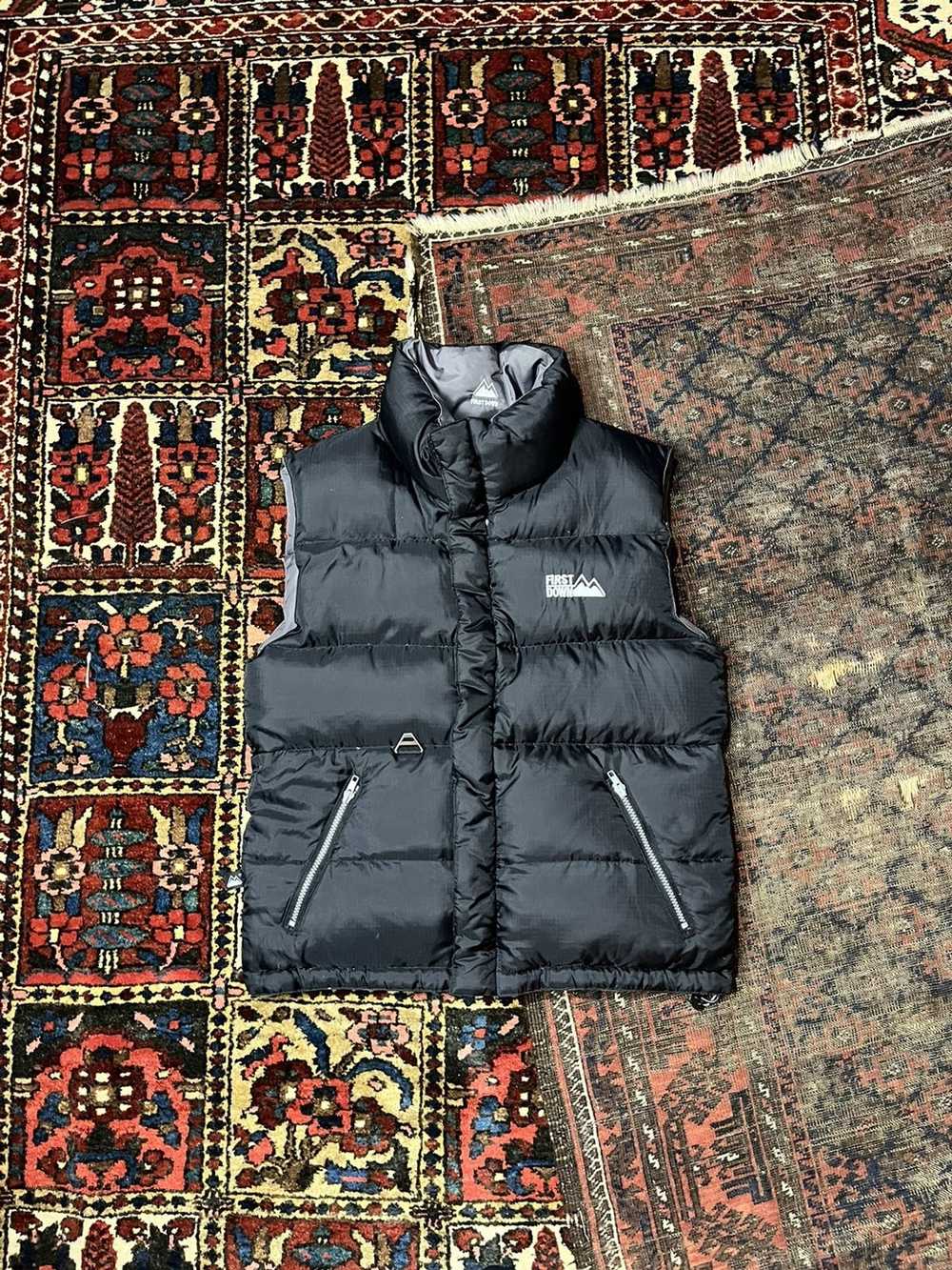 Reversible Wintery Down Gilet - Ready-to-Wear 1AATAG