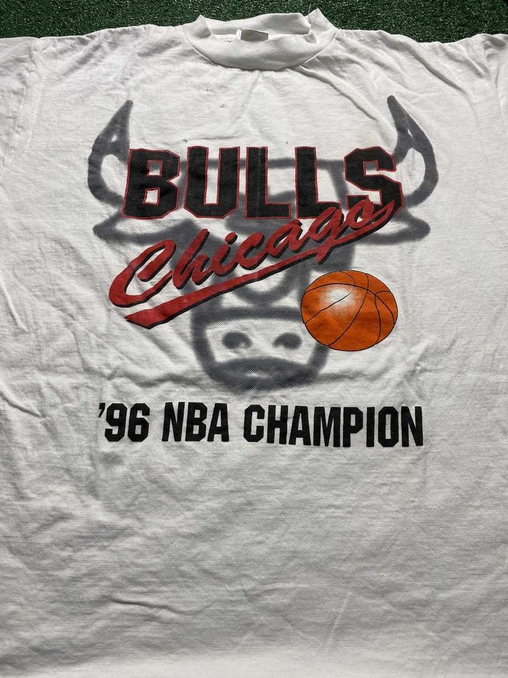 NBA × Vintage 1996 NBA Champions Chicago Bulls Tee Ra… - Gem