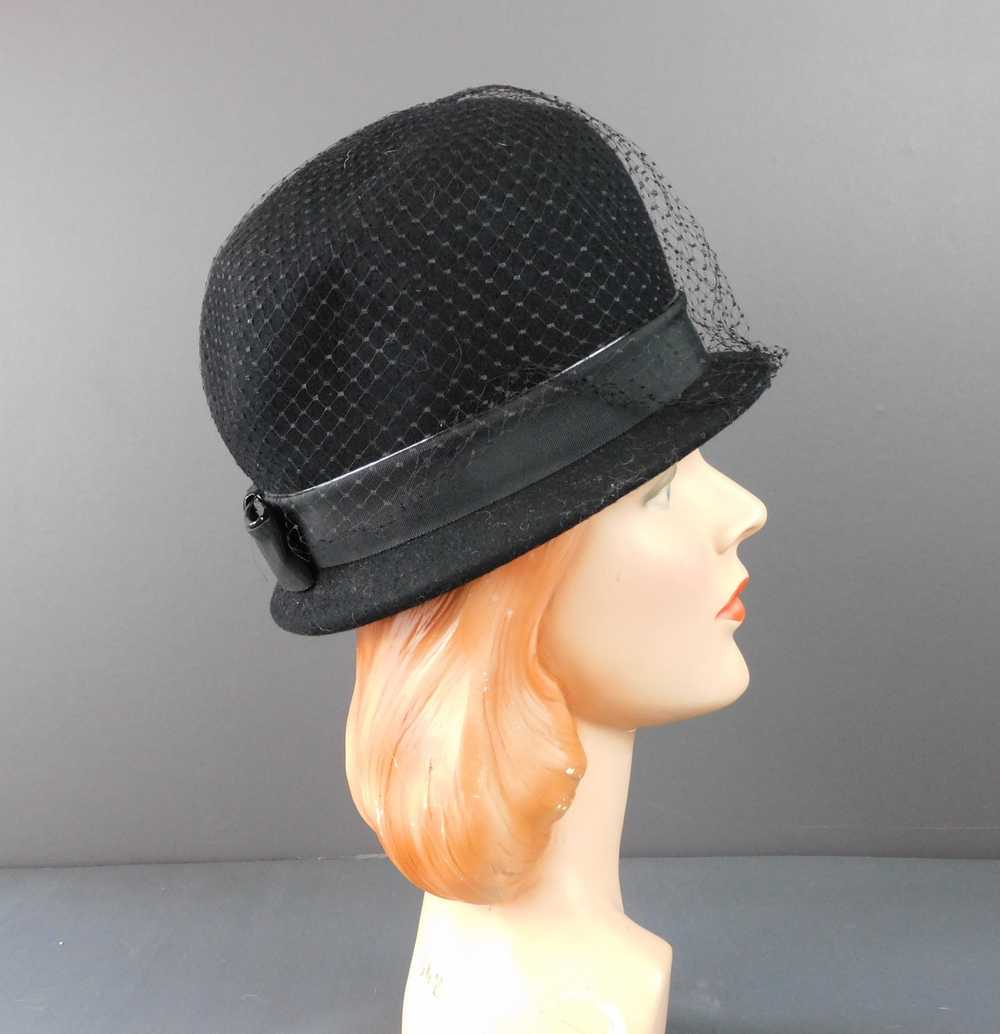 Vintage Black Felt Hat with Tall Rounded Top, Net… - image 5