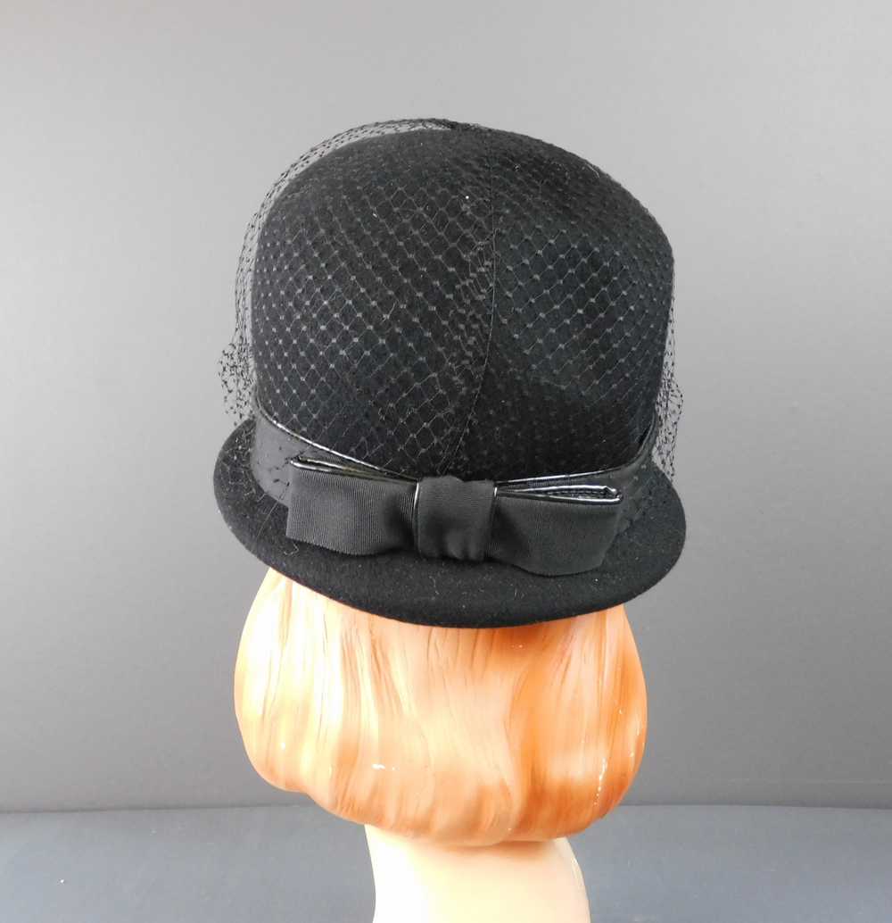 Vintage Black Felt Hat with Tall Rounded Top, Net… - image 8