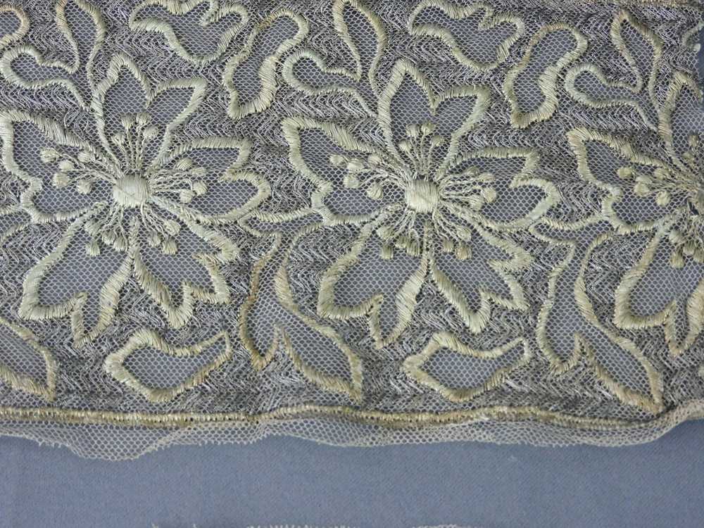 Antique Dress Lace Trim, Metallic Floral Embroide… - image 9
