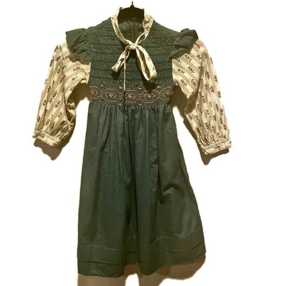 Vintage 1960's Smocked Prairie Dress Floral Green… - image 1
