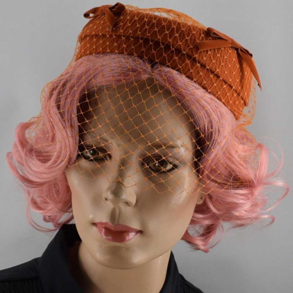 Terra Cotta Orange Vintage 60s Ringlet Hat with N… - image 3