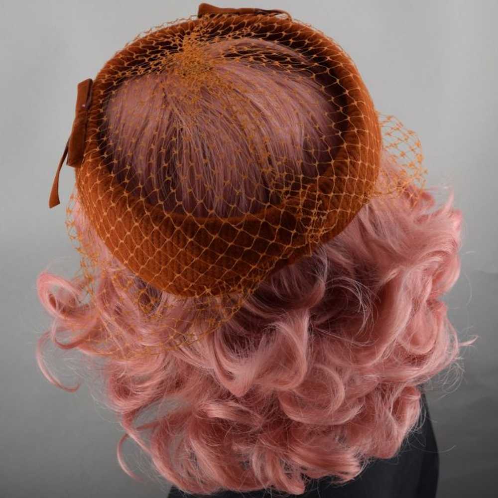 Terra Cotta Orange Vintage 60s Ringlet Hat with N… - image 5