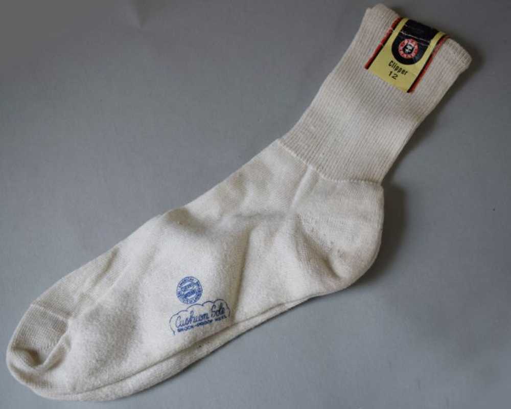 White Athletic Vintage 50s Mens Socks by Bear Bra… - image 8