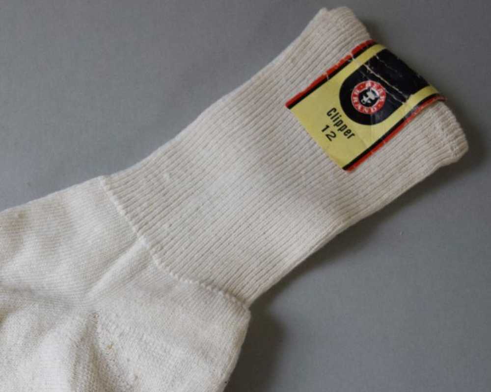 White Athletic Vintage 50s Mens Socks by Bear Bra… - image 9