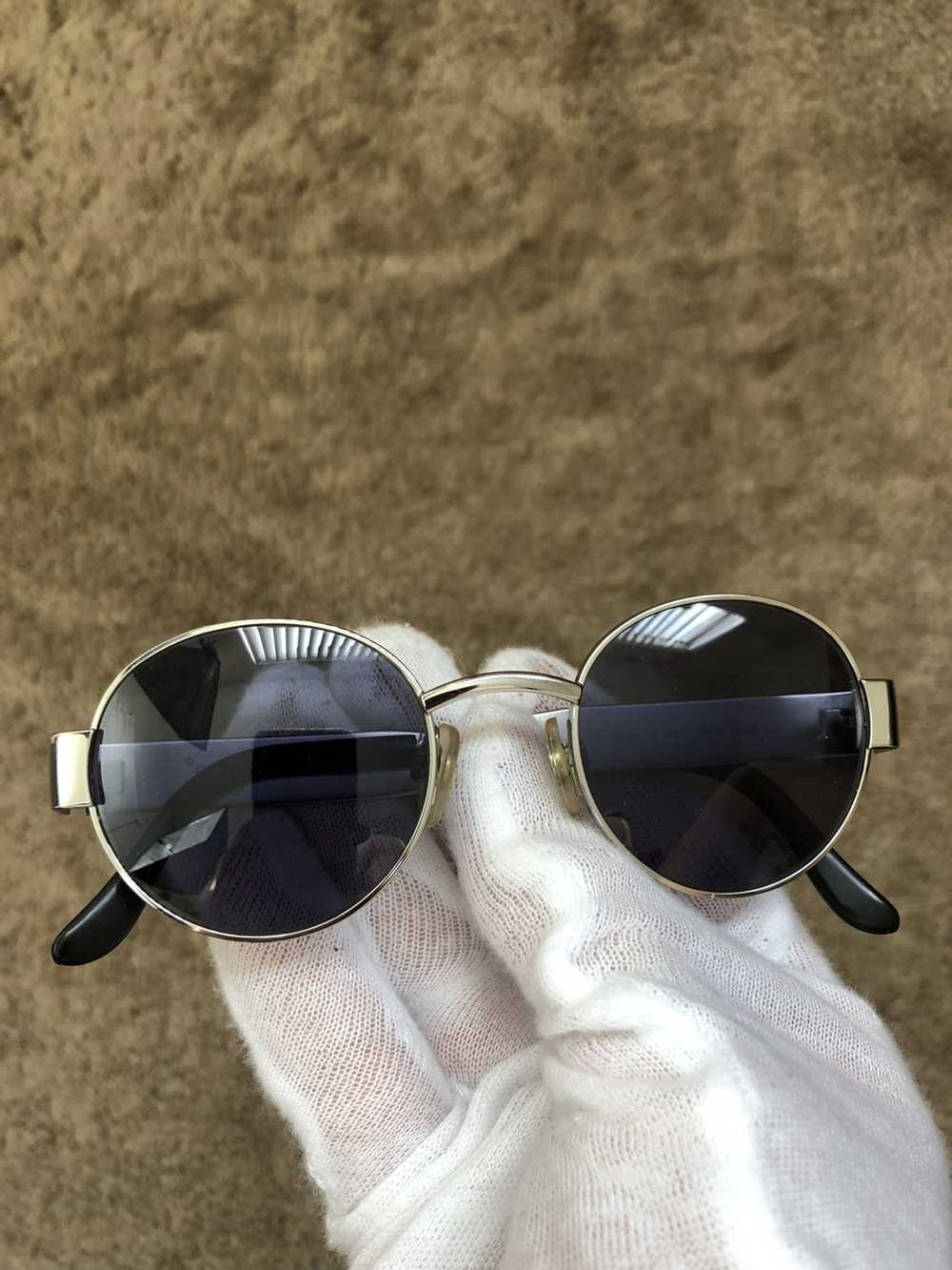 Chanel Chanel logo sunglasses - image 2