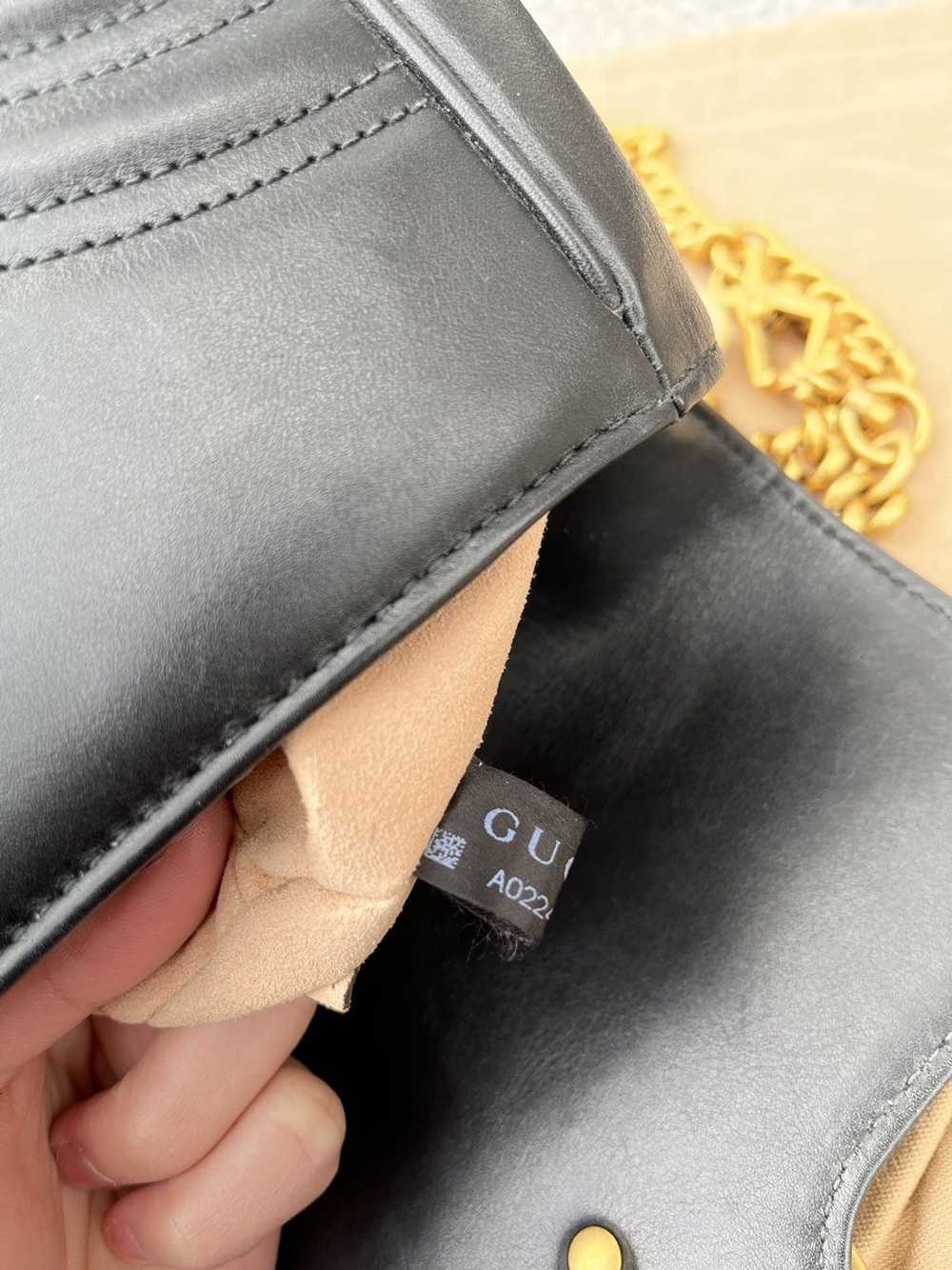 Gucci Matelassé Marmont Pearl Chain Belt Bag - image 12