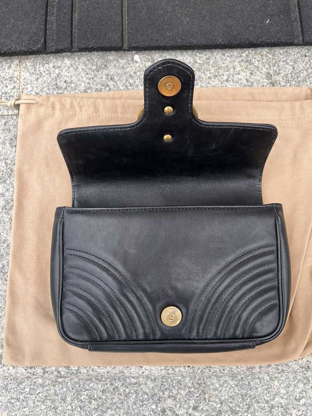 Gucci Matelassé Marmont Pearl Chain Belt Bag - image 7