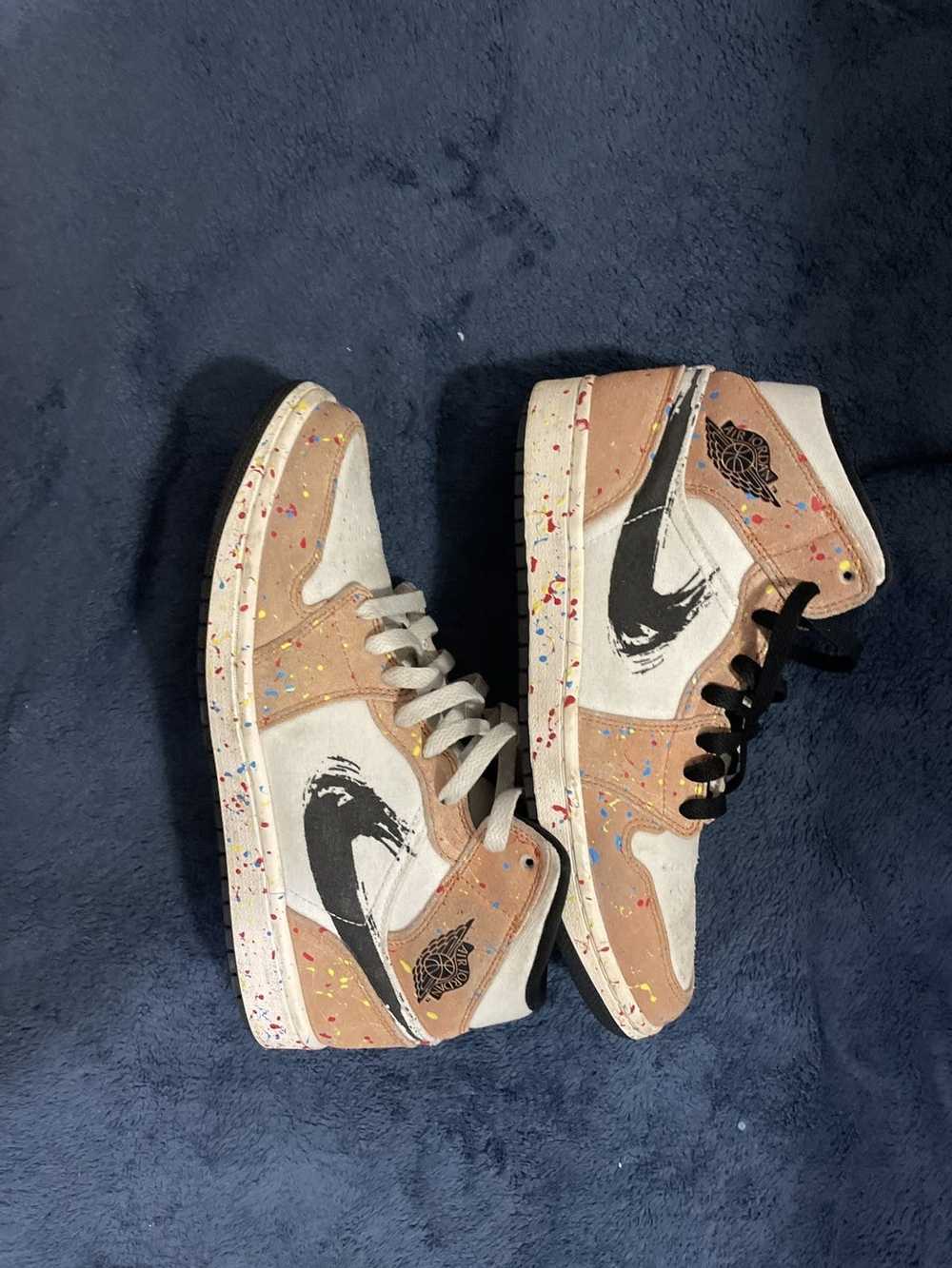 Jordan Brand × Nike Brushstroke Jordan 1 mid - image 2