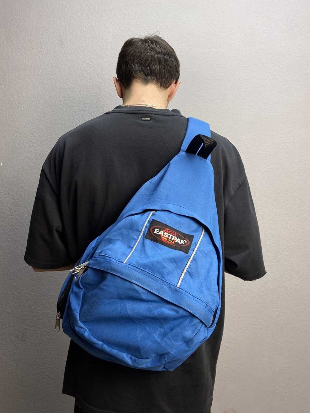 Eastpak × Streetwear × Vintage Vintage Y2K Sling … - image 11