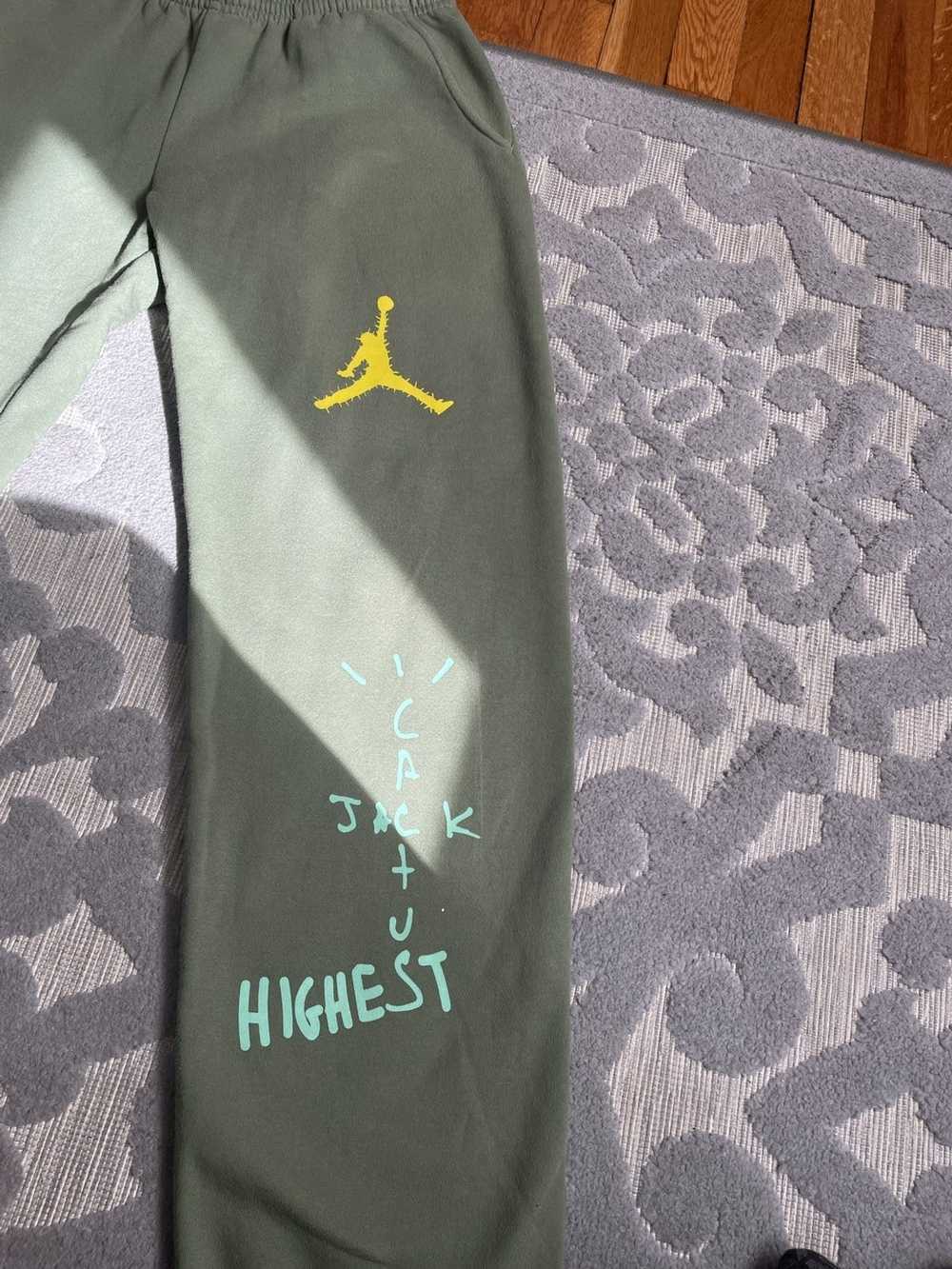 travis scott nike collab clothing
