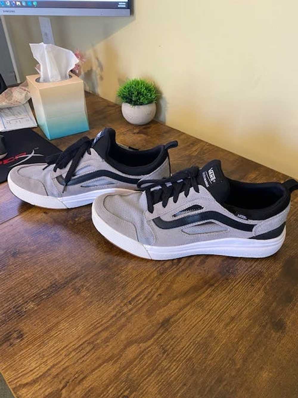 Vans VANS UltraRange Men's Sneakers Size 11 / Col… - image 2