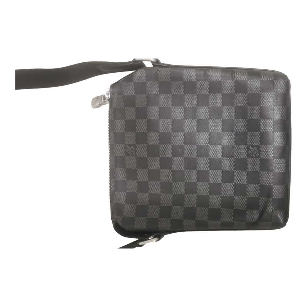 Louis Vuitton Discovery Messenger BB - image 3