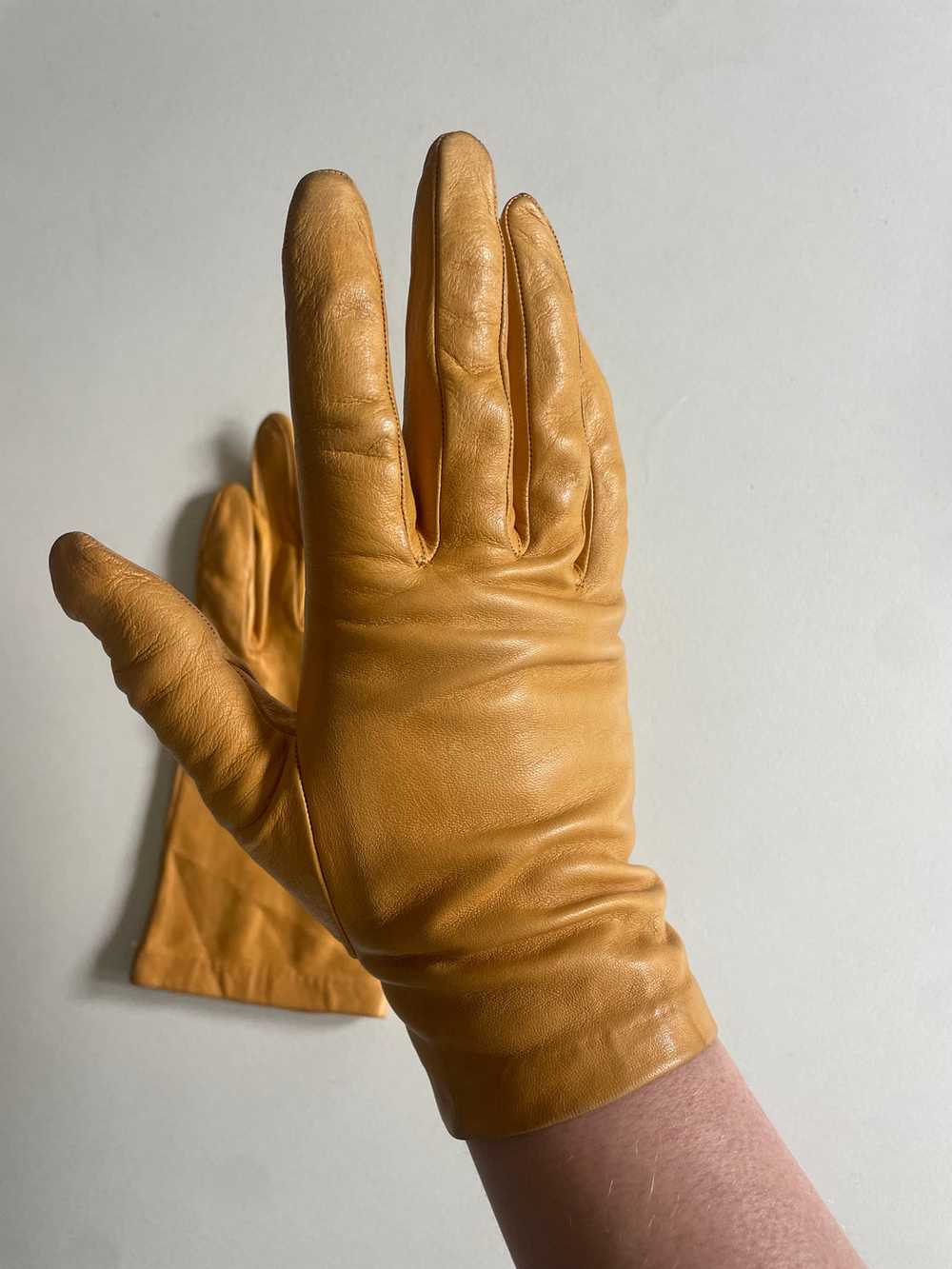 Vintage Yellow Kid Leather Gloves - image 2