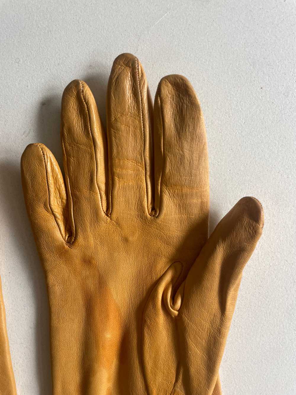 Vintage Yellow Kid Leather Gloves - image 4