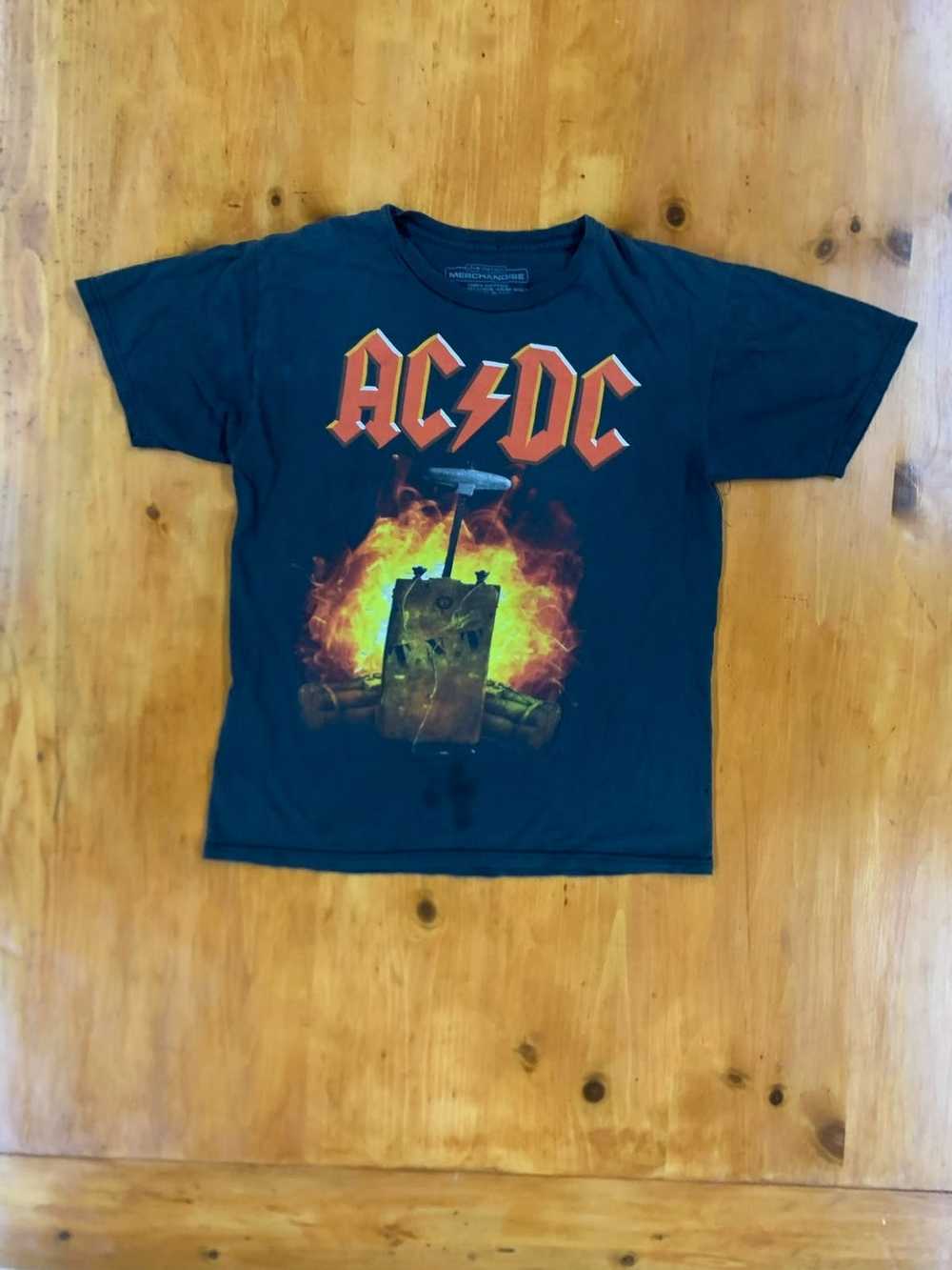 Vintage Vintage AC/DC TNT T-Shirt - image 1