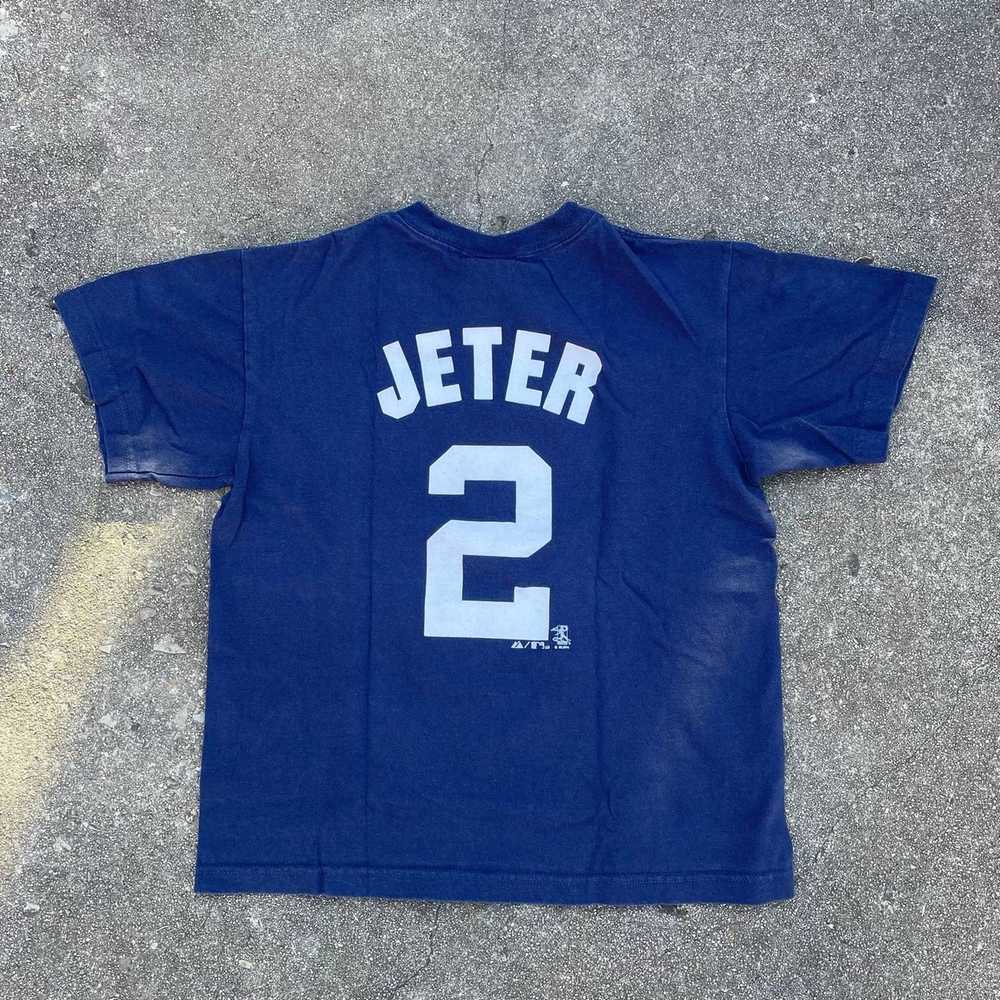 MLB Vintage NY Yankees Derek Jeter Jersey T-Shirt… - image 3