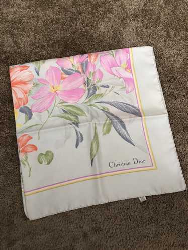 Boutique CHRISTIAN DIOR Grey, orange and pink floral print twill silk scarf  Retail price €385 Size 79 x 79