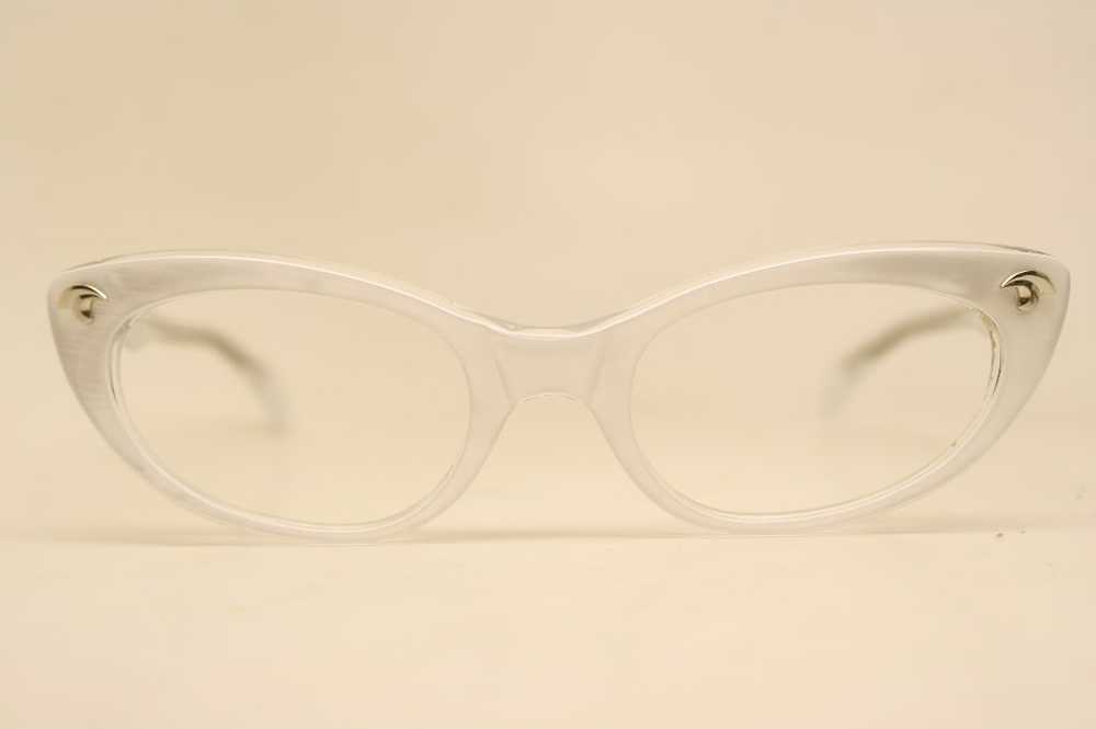 Unused Pearl White Vintage Cat Eye Glasses - image 1