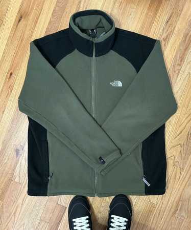 The North Face NORTH FACE FOREST GREEN FLEECE