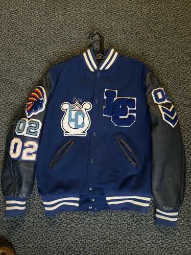 Long-lost letterman's jacket presented at Centennial High 