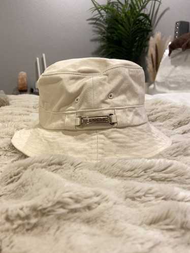 Shop Supreme Supreme x Levis Desert Camo Bell Hat Online – Maison-B-More  Global Store