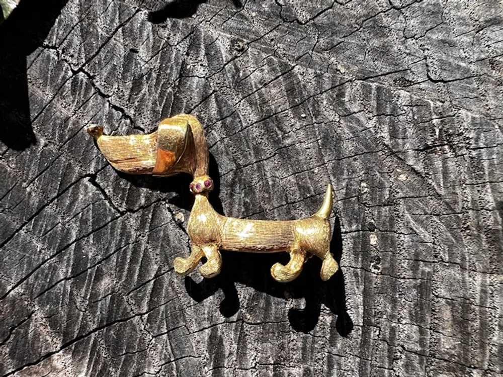 18K Yellow Gold Dachshund Dog Brooch - image 10