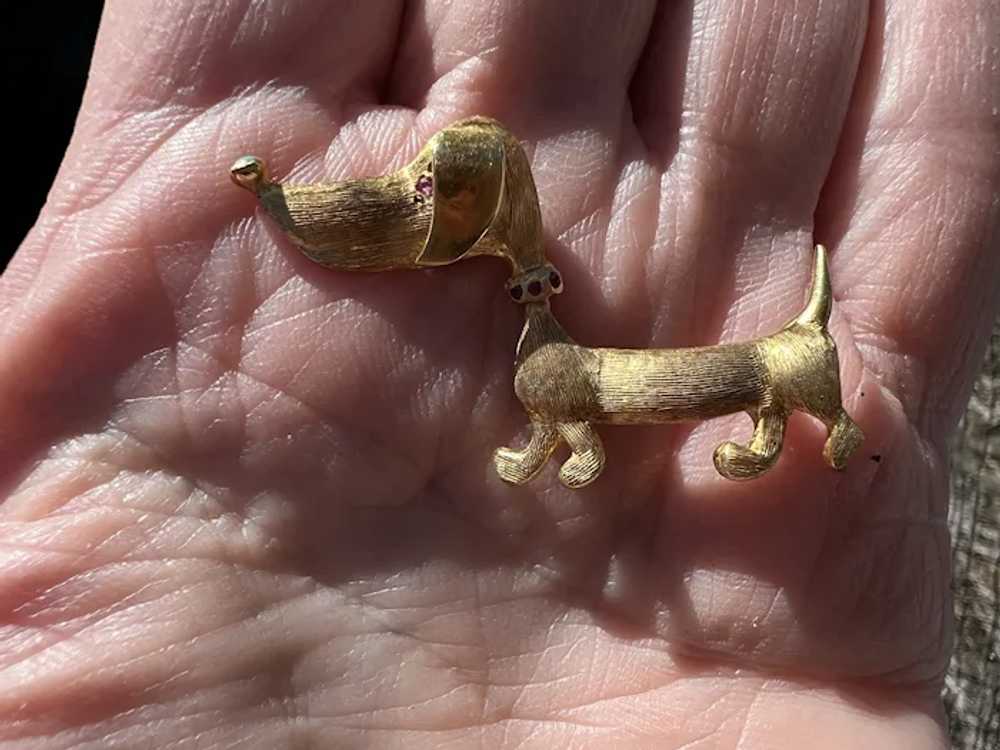 18K Yellow Gold Dachshund Dog Brooch - image 4