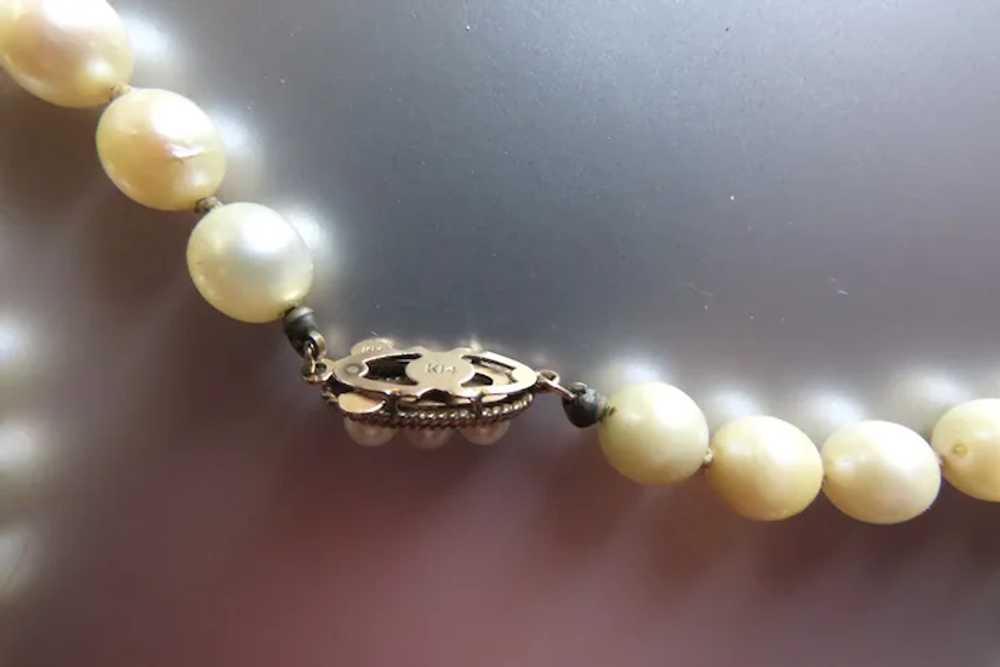 Vintage 14K Gold Clasp Pearl Necklace - image 7