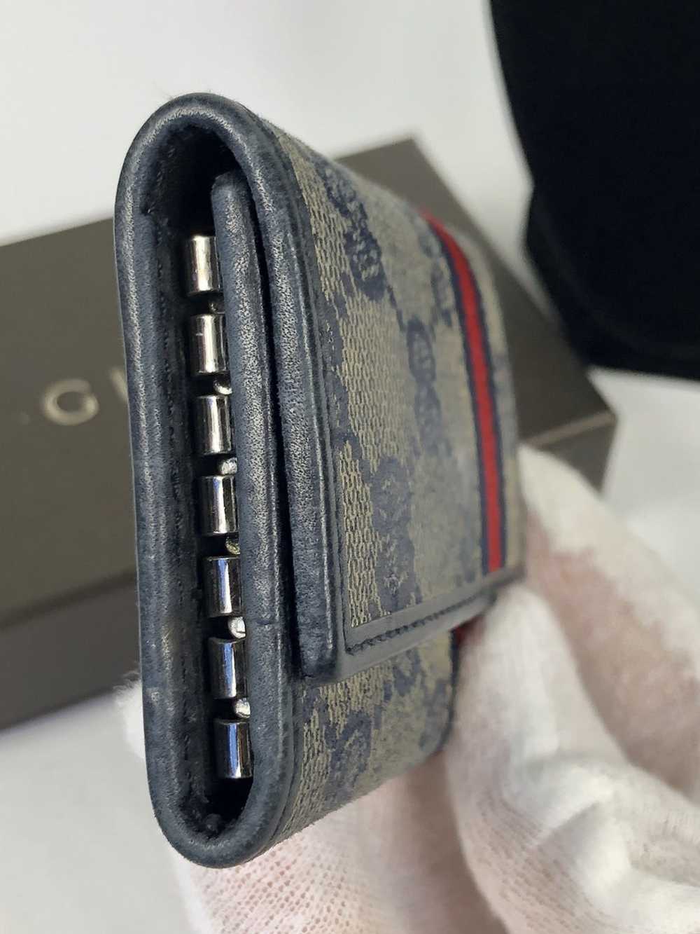 Gucci Gucci gg canvas monogram key holder - image 5