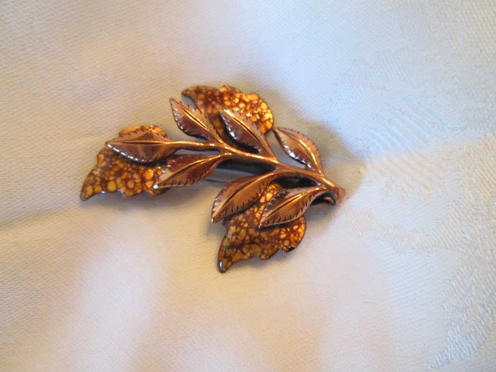 Matisse Renoir Yellow "Laurel" Leaf Brooch - image 2