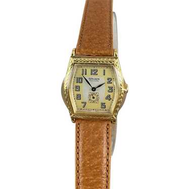 Vintage Ladies Gruen Guild Swiss 15J 153 14k Gold Filled Watch