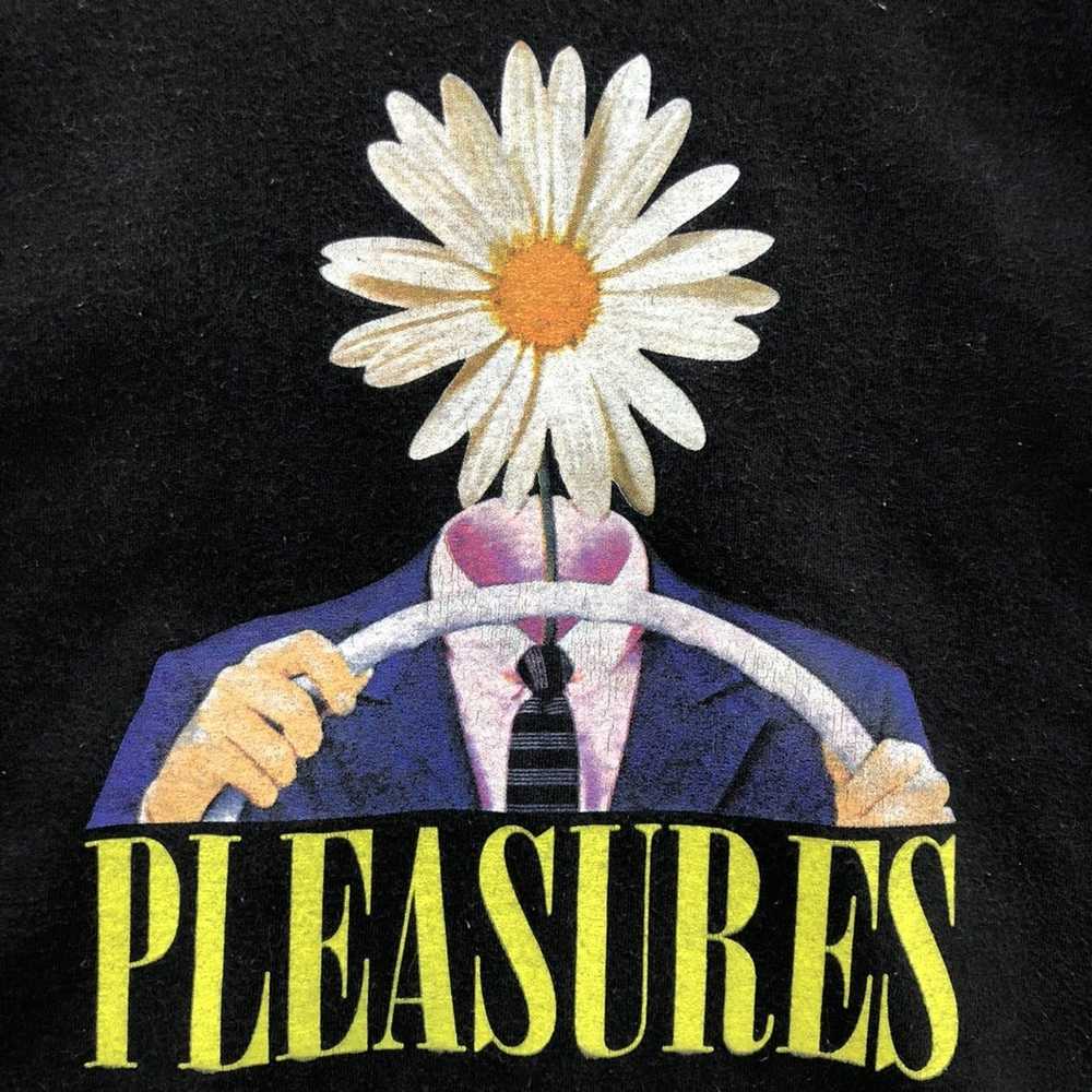 Designer × Pleasures ‘Rare!! PLEASURES Graphic T-… - image 4