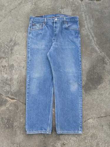 Levi's × Vintage Levi's 501 jeans bundle