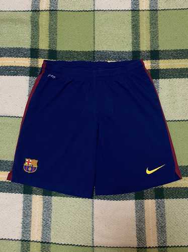 Nike × Streetwear × Vintage Vintage Nike shorts FC