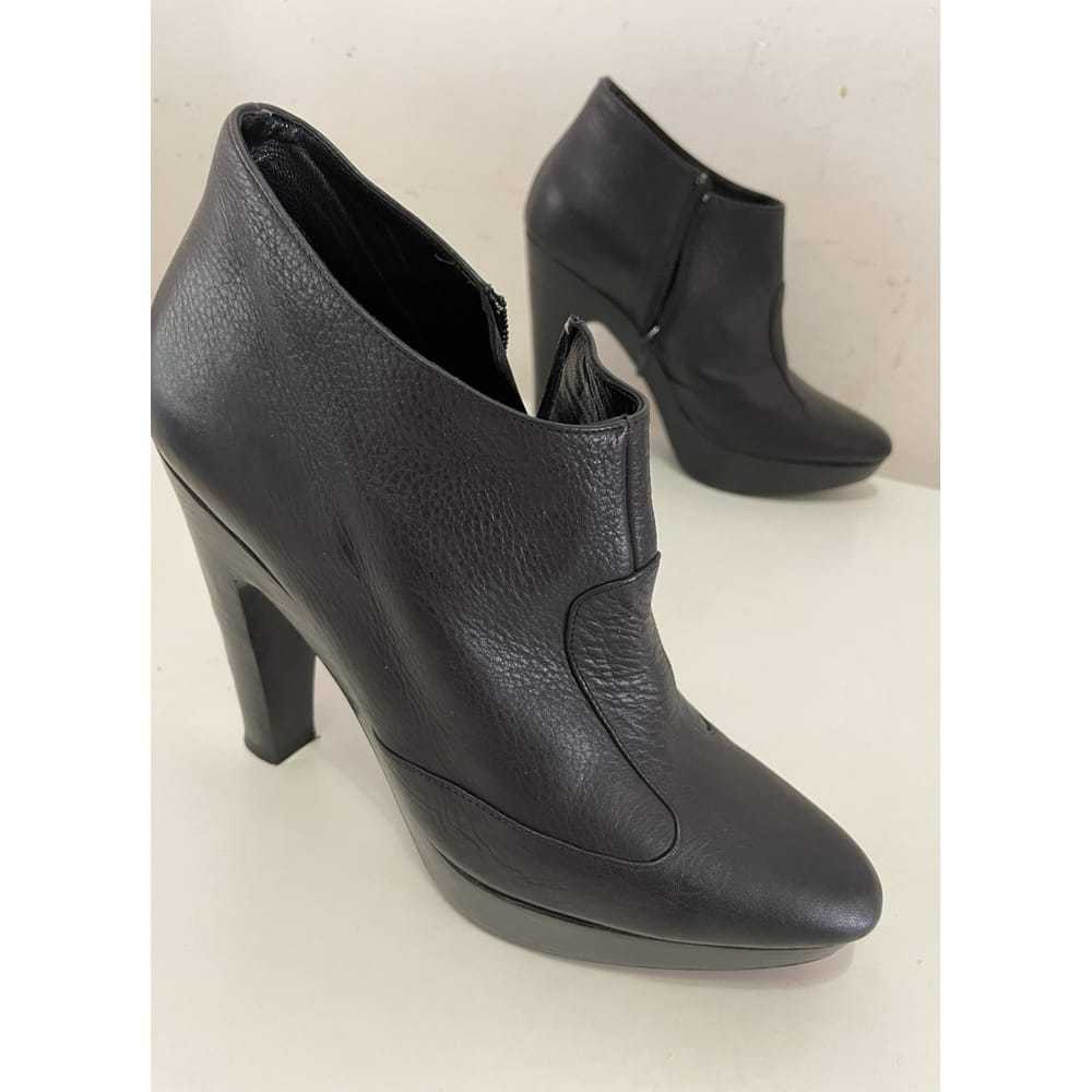 Max Mara Leather ankle boots - image 6