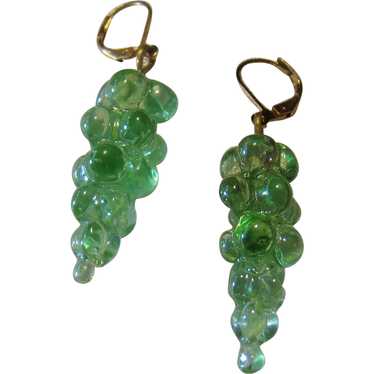 Fun long molded glass neon green grape clusters o… - image 1