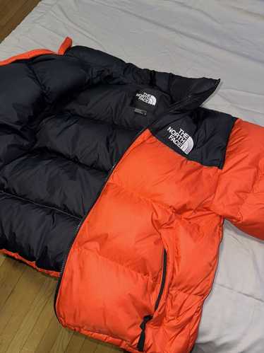 The North Face The North Face - Orange puffer