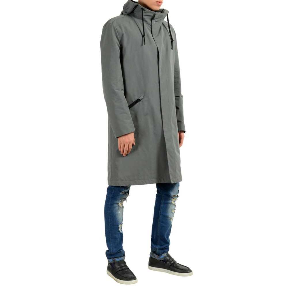 Hugo Boss Coat - image 4